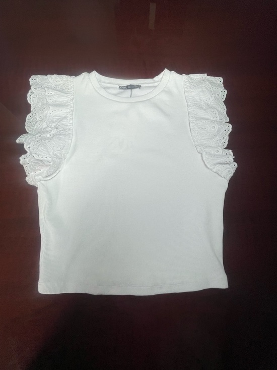 ZARA White Ribbed Eyelet Flutter Sleeve Top Size L Cottagecore Coquette Romantic - Picture 2 of 7